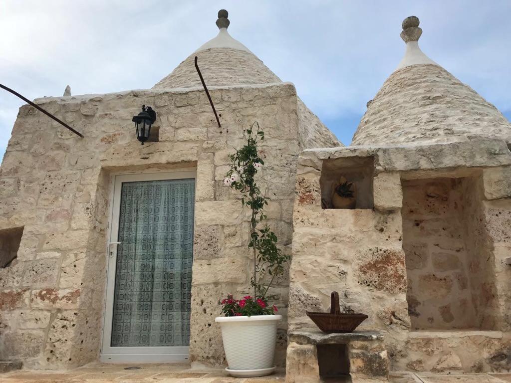Trulli Da Lalli 오스투니 외부 사진